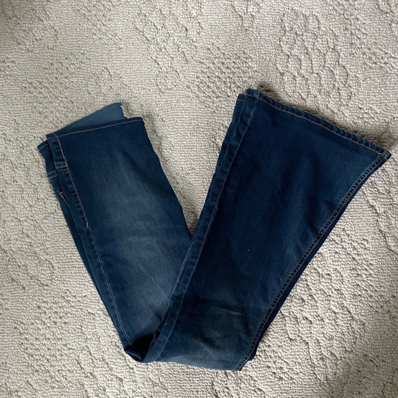 Free People Low Waisted Flare Jeans (Size 26) - Picture 3 of 8